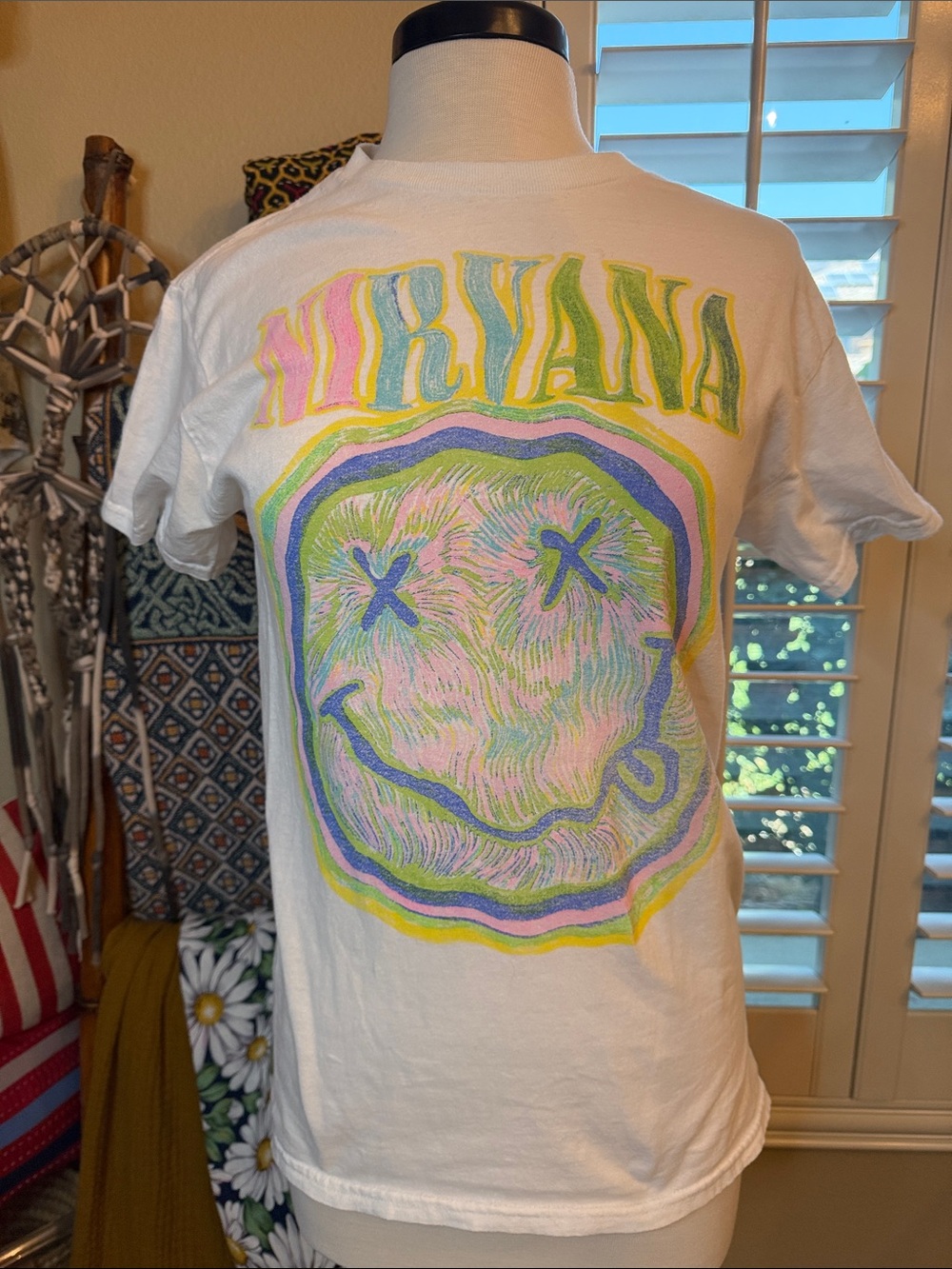 NIRVANA White Tee Graphic PTP 17”